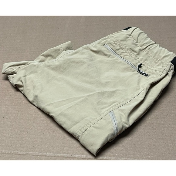 Patagonia Men's Large‎ 11" Inseam Khaki Colored Nylon Blend Blended Shorts - Picture 3 of 14